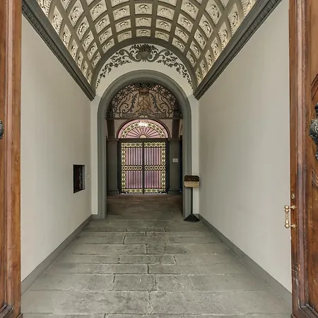 Nido Via Tornabuoni Florence