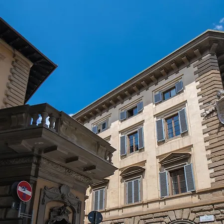 Nido Via Tornabuoni Florence